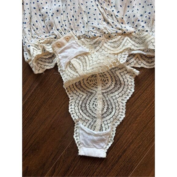 Free People XS Makin Waves Ivory Blue Polka Dot Bell Sleeve Bodysuit - Picture 8 of 9